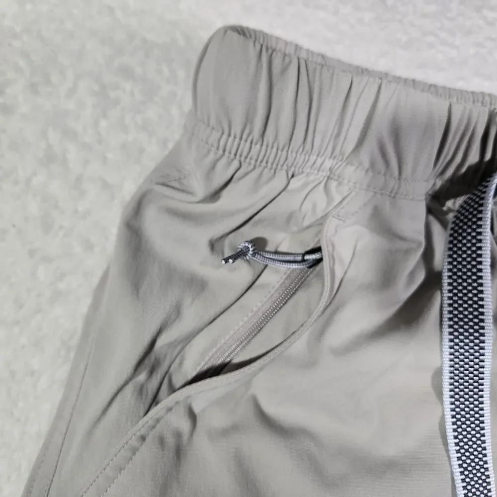 Nike ACG Hiking Shorts Mens 2XL NWT $100 FN2430-009 Gray Loose Fit Above Knee